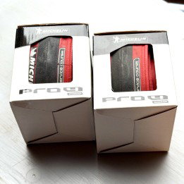 2 stuks raceband Michelin Pro 4 comp service course 700x23C rood/zwart